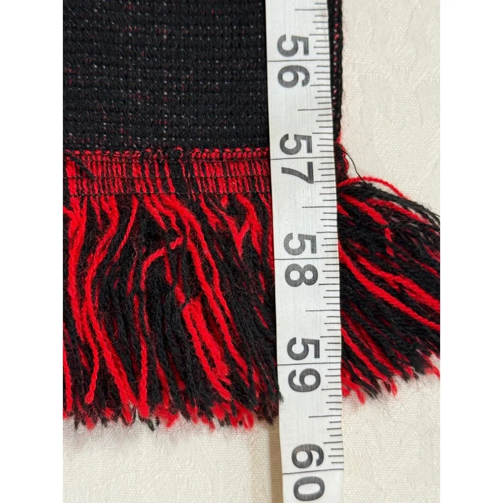Saints Soccer Scarf‎ Red Black Knit Fringe Team Fan Merchandise Ruffneck Scarves